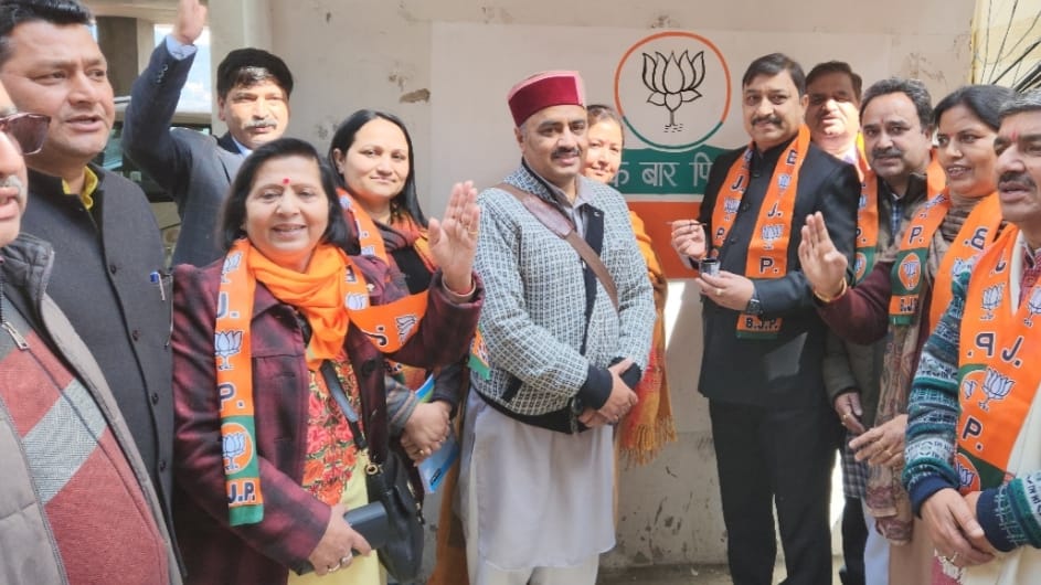BJP's wall writing program started in the state: Kashyap HIMACHAL HEADLINES