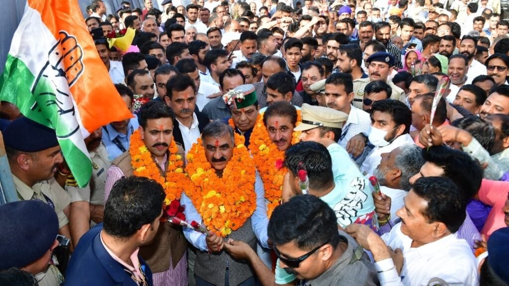 Loan taken to repay liabilities of previous BJP government: Sukhvinder Singh Sukhu Loan taken to repay liabilities of previous BJP government: Sukhvinder Singh Sukhu HIMACHAL HEADLINES
