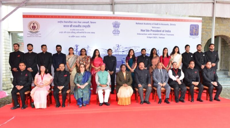 President Murmu interacts with Trainees Officers of  IA&AS HIMACHAL HEADLINES