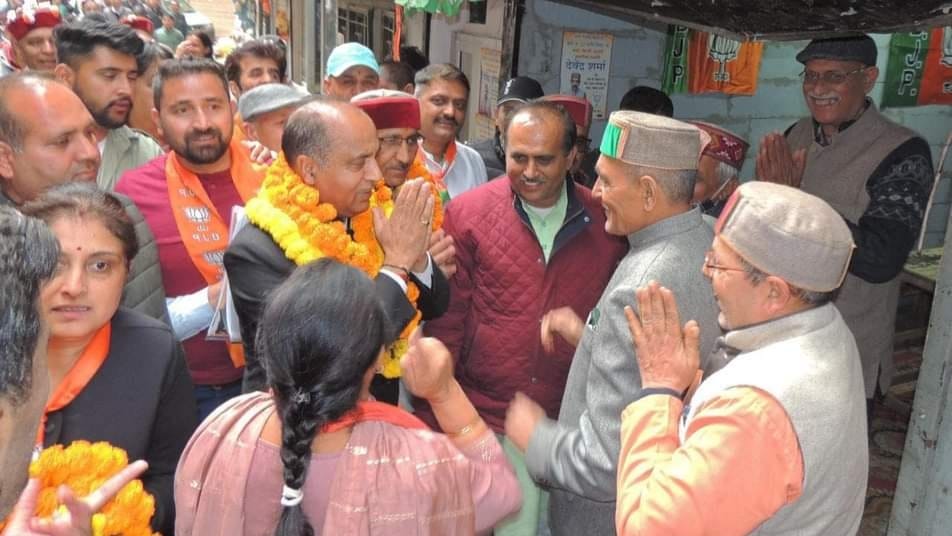 Congress manifesto a bundle of lies: Jairam Congress manifesto a bundle of lies: Jairam HIMACHAL HEADLINES