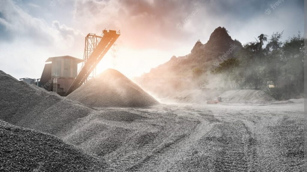 Himachal Industries Department launches special campaign to curb illegal mining: Dr. Yunus HIMACHAL HEADLINES