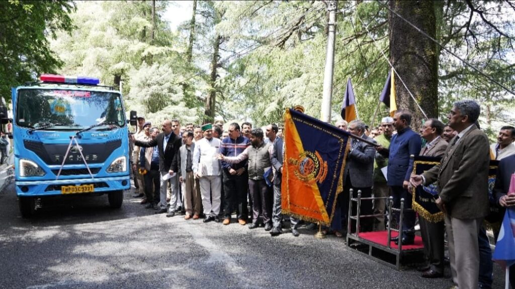 CM Sukhu flags off four rescue vehicles for Lahaul-Spiti CM Sukhu flags off four rescue vehicles for Lahaul-Spiti HIMACHAL HEADLINES