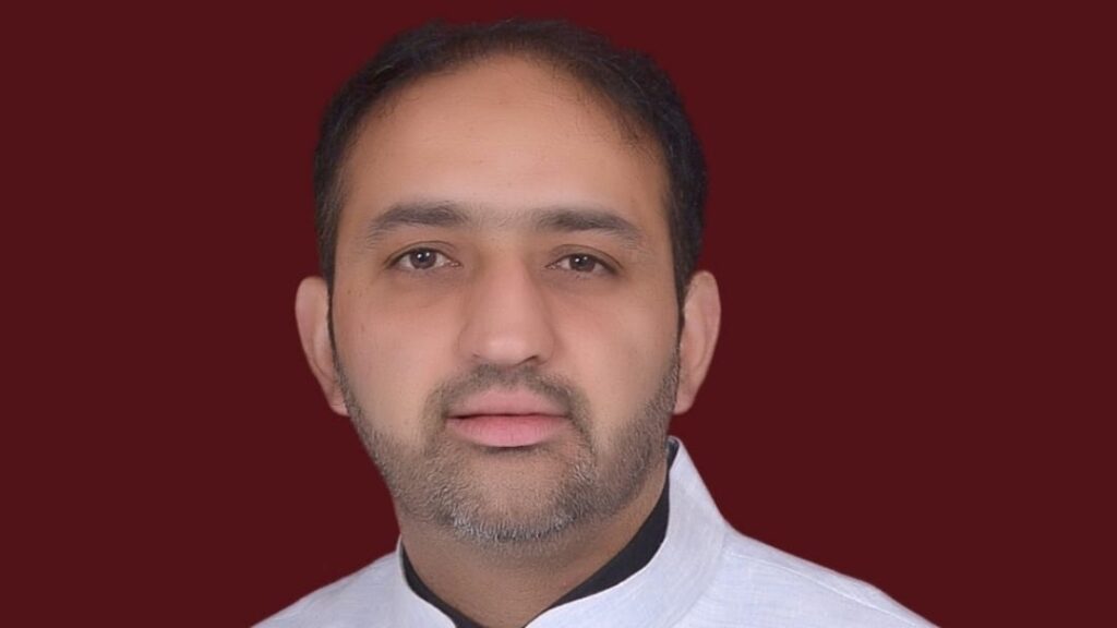 Students don't have uniforms and don't even have money for tailoring: BJP HIMACHAL HEADLINES