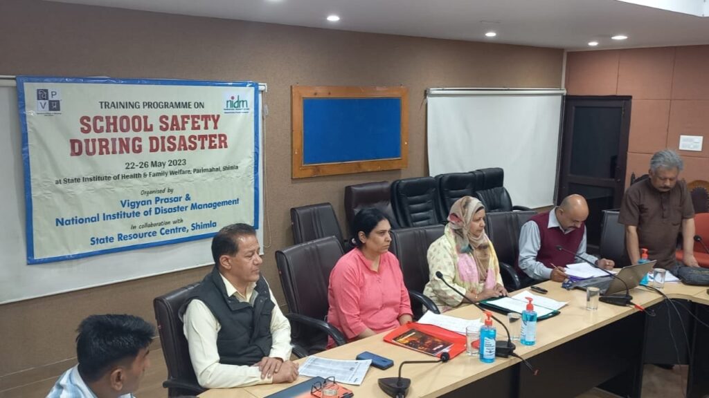 SRC organizes a 5-day training program on School Safety in Disaster at Shimla SRC organizes a 5-day training program on School Safety in Disaster at Shimla HIMACHAL HEADLINES