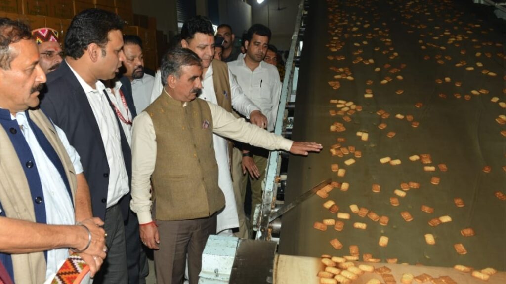 CM Sukhu announces Rs 250 crore to upgrade Milk Processing Plant at Dhagwar in Kangra HIMACHAL HEADLINES