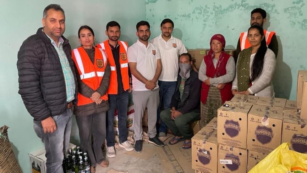 Big haul of illegal liquor seized by Excise Department in Himachal Big haul of illegal liquor seized by Excise Department in Himachal HIMACHAL HEADLINES