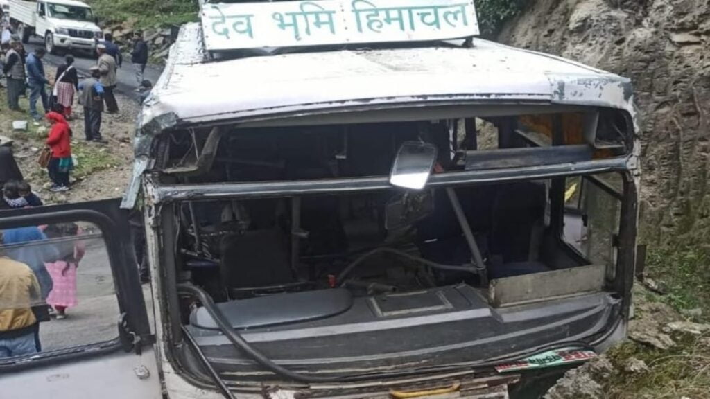 56 sustain injuries as HRTC bus crashed into a hill at Barsheel near Rohru 56 sustain injuries as HRTC bus crashed into a hill at Barsheel near Rohru HIMACHAL HEADLINES