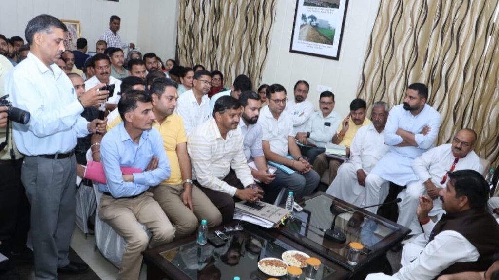 Agnihotri directs police for curbing drug menace HIMACHAL HEADLINES