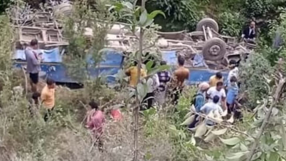 Two die HRTC bus rolled down the road in Kully Two die HRTC bus rolled down the road in Kully HIMACHAL HEADLINES