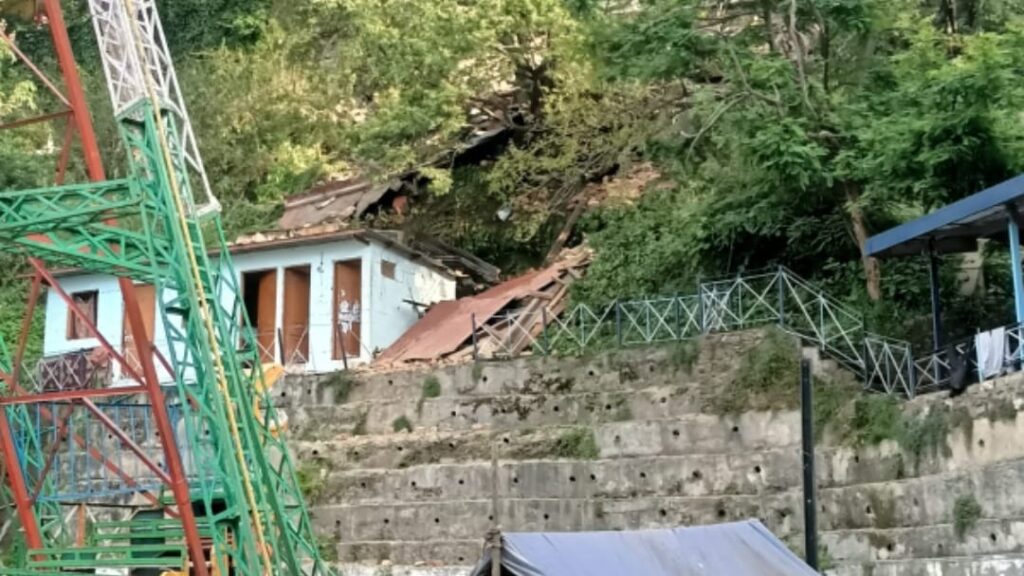 Rivoli building undergoing demolition causes damage to Heritage Ice Skating rink  HIMACHAL HEADLINES