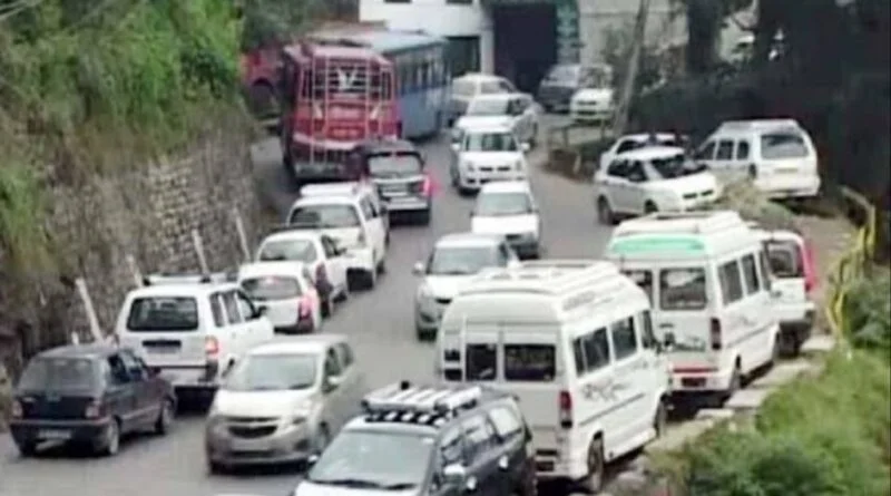 CPI(M) cautions CM over traffic woes of Shimla  HIMACHAL HEADLINES