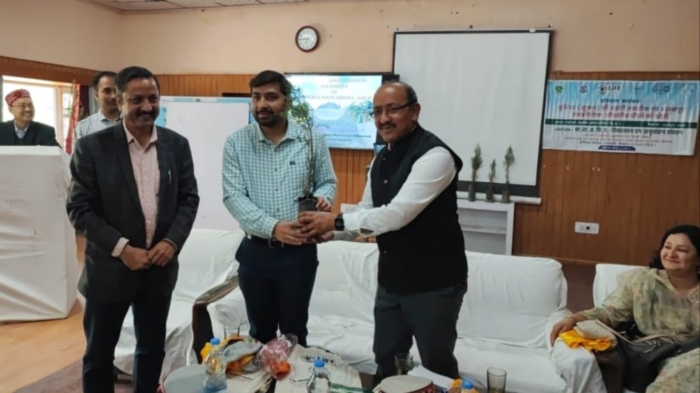 ICFRE trains tribals to grow rare medicinal plant 'Juniper Shukpa' ICFRE trains tribals to grow rare medicinal plant 'Juniper Shukpa' HIMACHAL HEADLINES