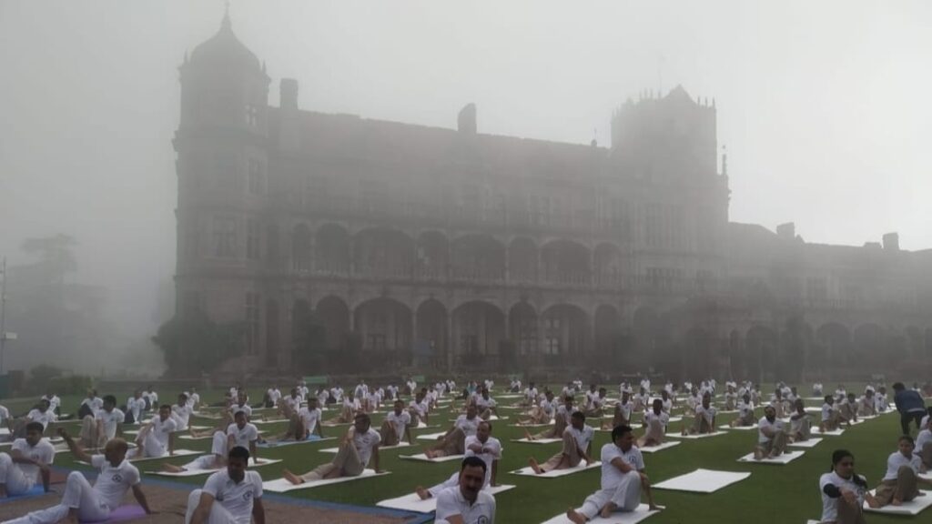9th International Yoga Day was celebrated at the Indian Institute of Advanced Study HIMACHAL HEADLINES