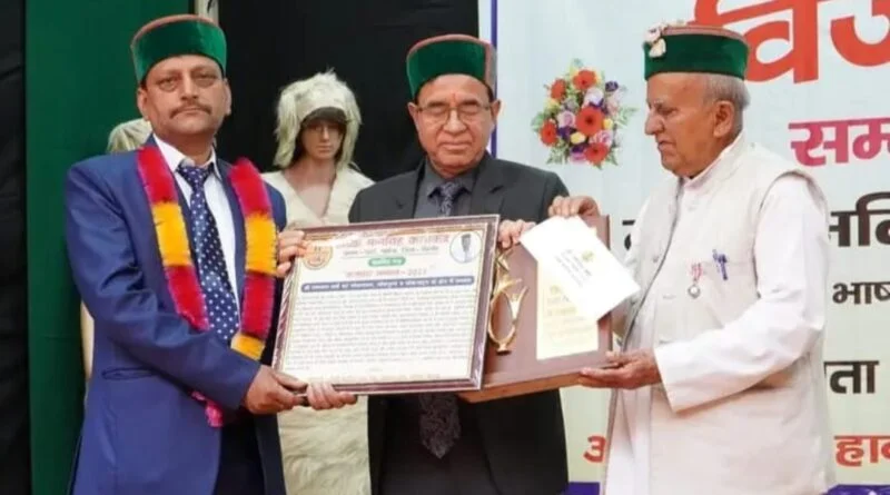 Famous folk singer Ramlal Verma of Peeran honored with Kaladhar honor HIMACHAL HEADLINES