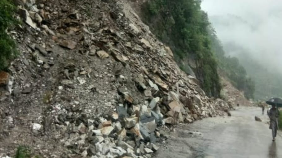 NHAI open NH-3 for one-way traffic HIMACHAL HEADLINES