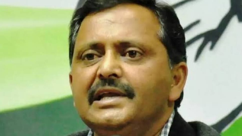 Reduction in Washington Apple import duty fraud with Apple Growers: Naresh Chauhan Reduction in Washington Apple import duty fraud with Apple Growers: Naresh Chauhan HIMACHAL HEADLINES