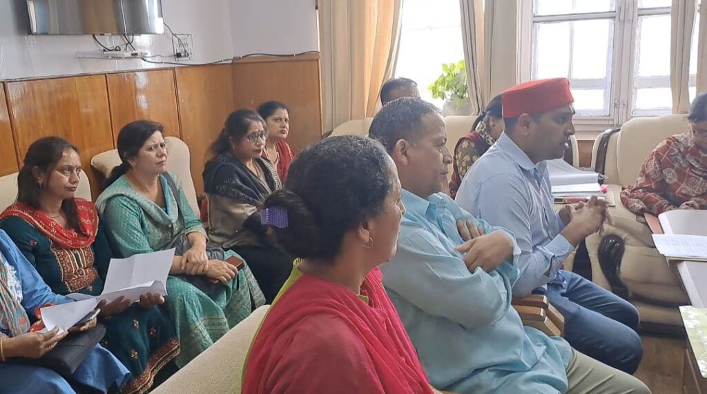 Convention will be held on August 6 at Shimla against the anti-outsourced employee policies of Govt Convention will be held on August 6 at Shimla against the anti-outsourced employee policies of Govt HIMACHAL HEADLINES