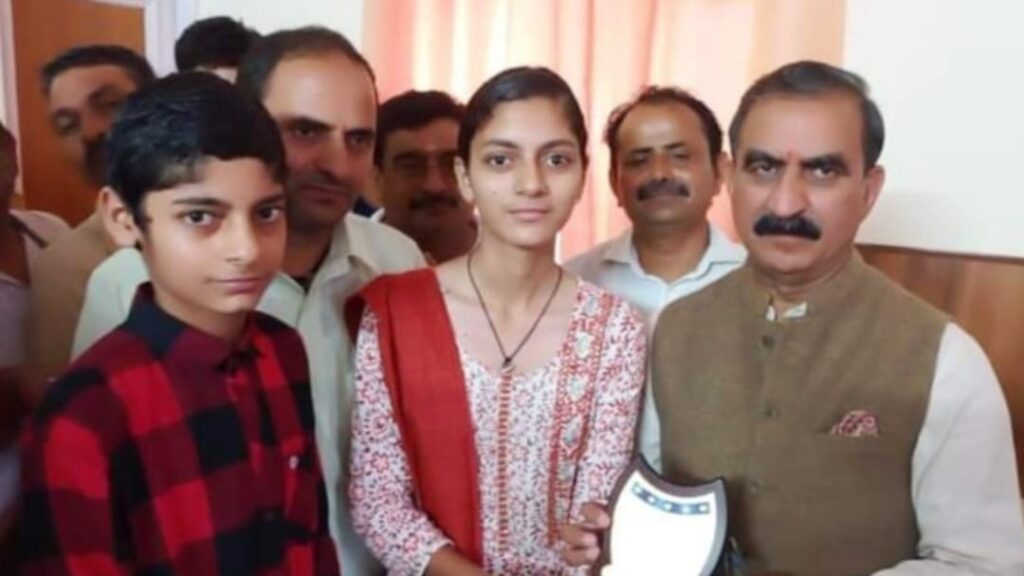 Sukhu honored Madhu Sharma for securing the 7th position in HP Board HIMACHAL HEADLINES
