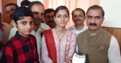 Sukhu honored Madhu Sharma for securing the 7th position in HP Board HIMACHAL HEADLINES