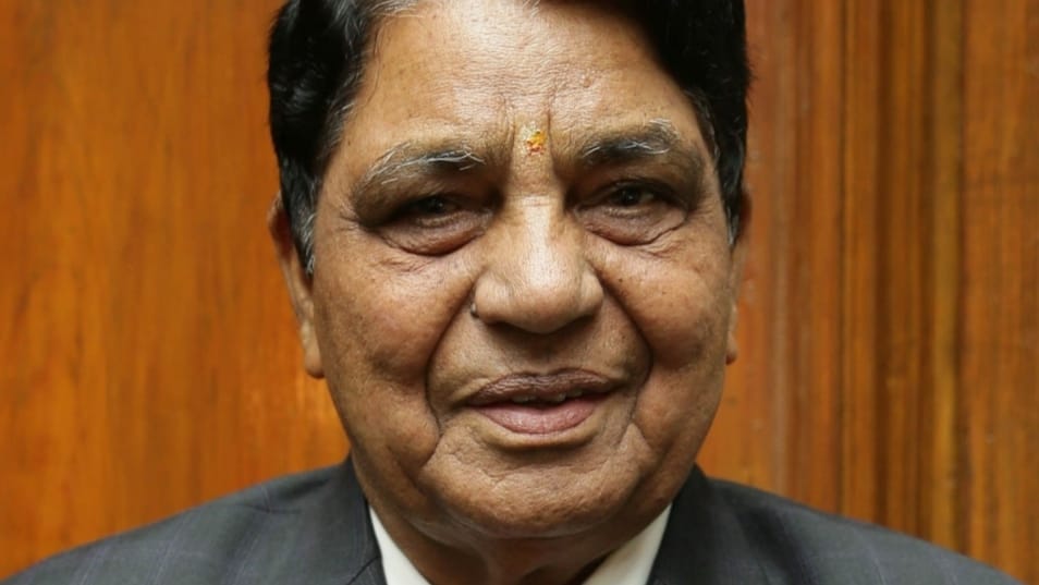 HPMSCL to provide hospitals with world-class equipment: Dr. Dhani Ram Shandil HIMACHAL HEADLINES