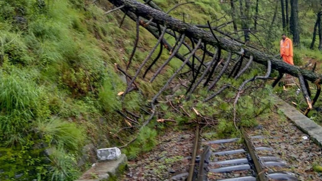 Incessant rains snap air, rail, and road communication in Himachal HIMACHAL HEADLINES