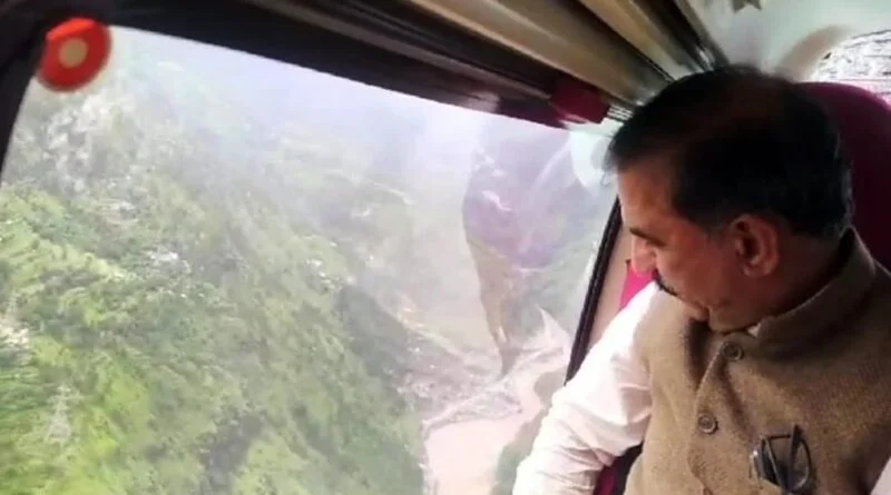 10000 Tourist reluctant to leave Kasol & Kheerganga without vehicles HIMACHAL HEADLINES