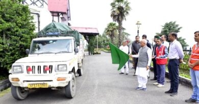 Governor Shukla flags off vehicles with relief materials for disaster-affected areas in Mandi HIMACHAL HEADLINES