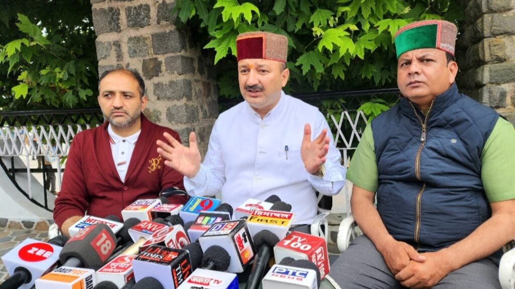 Apples are sold on the basis of kg, which is beneficial for gardeners: Balbir HIMACHAL HEADLINES