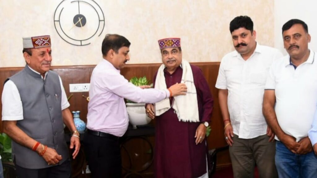 Suresh Kashyap raised his voice regarding Solan Meenas Road, Chaila Neripul Kumharhatti Road, and Sarahan-Chandigarh Road HIMACHAL HEADLINES