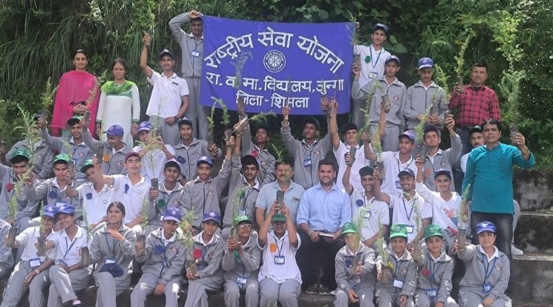 NSS Unit and Eco Club of Govt Adarsh ​​Senior Secondary school celebrated Van Mahotsav by planting saplings in Junga HIMACHAL HEADLINES
