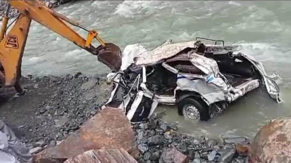 HP Police constitutes BOI to probe the tragic accident of six police personnel in Chamba HP Police constitutes BOI to probe the tragic accident of six police personnel in Chamba HIMACHAL HEADLINES