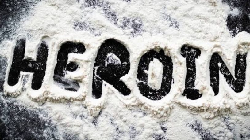 Accused swallowed 7 gm of heroin, later taken out through endoscopy at IGMC Shimla Accused swallowed 7 gm of heroin, later taken out through endoscopy at IGMC Shimla HIMACHAL HEADLINES