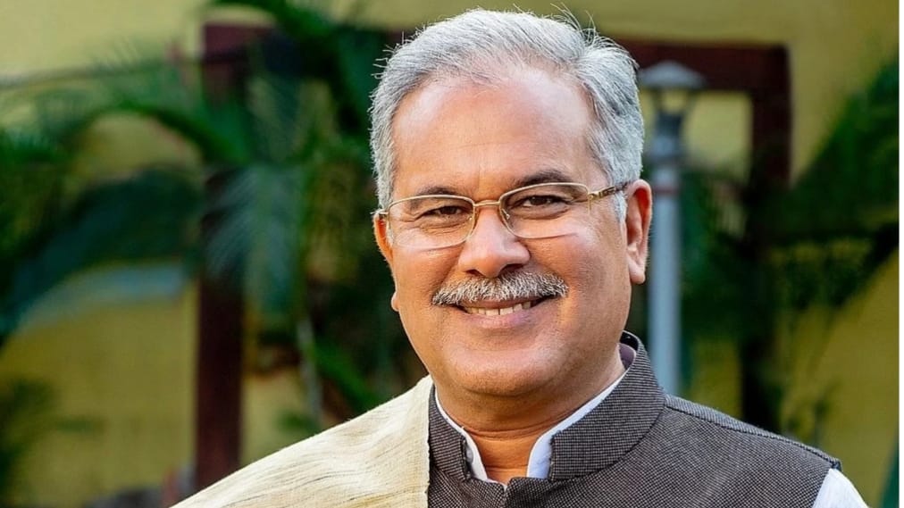 Sukhu thanked Bhupesh Baghel for donating Rs.11 crore towards Aapda Rahat Kosh Sukhu thanked Bhupesh Baghel for donating Rs.11 crore towards Aapda Rahat Kosh HIMACHAL HEADLINES