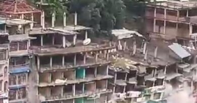Eight houses grounded after major landslide in Anni  HIMACHAL HEADLINES
