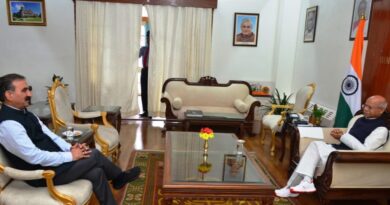 Sukhu called on the Governor Shukla, apprised him of floods, landslides, and rain in the state HIMACHAL HEADLINES