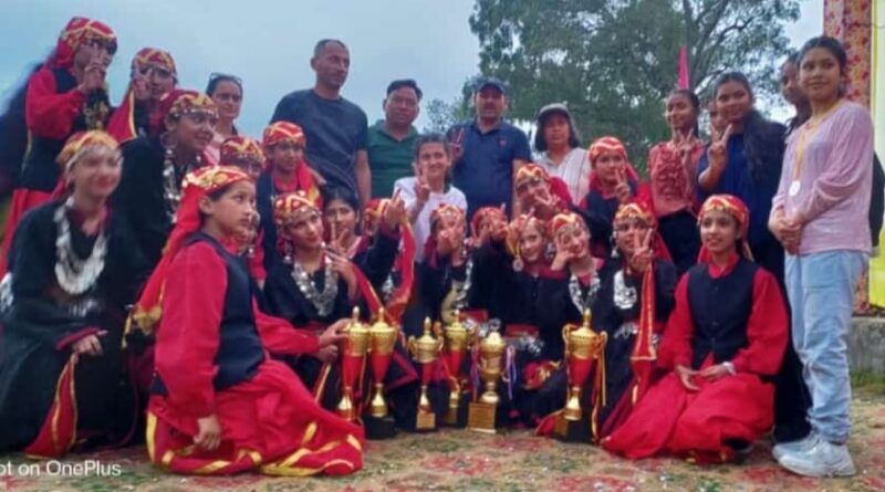 Girls students of the Mashobra section created history by winning five trophies HIMACHAL HEADLINES