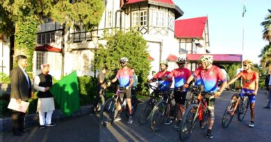 Governor Shukla flags off the cycle campaign from Raj Bhavan HIMACHAL HEADLINES