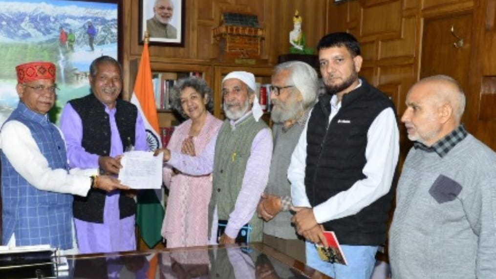 Rain disaster a man-made tragedy, FIR should be registered against NHAI: Himalaya Niti Abhiyan Rain disaster a man-made tragedy, FIR should be registered against NHAI: Himalaya Niti Abhiyan HIMACHAL HEADLINES
