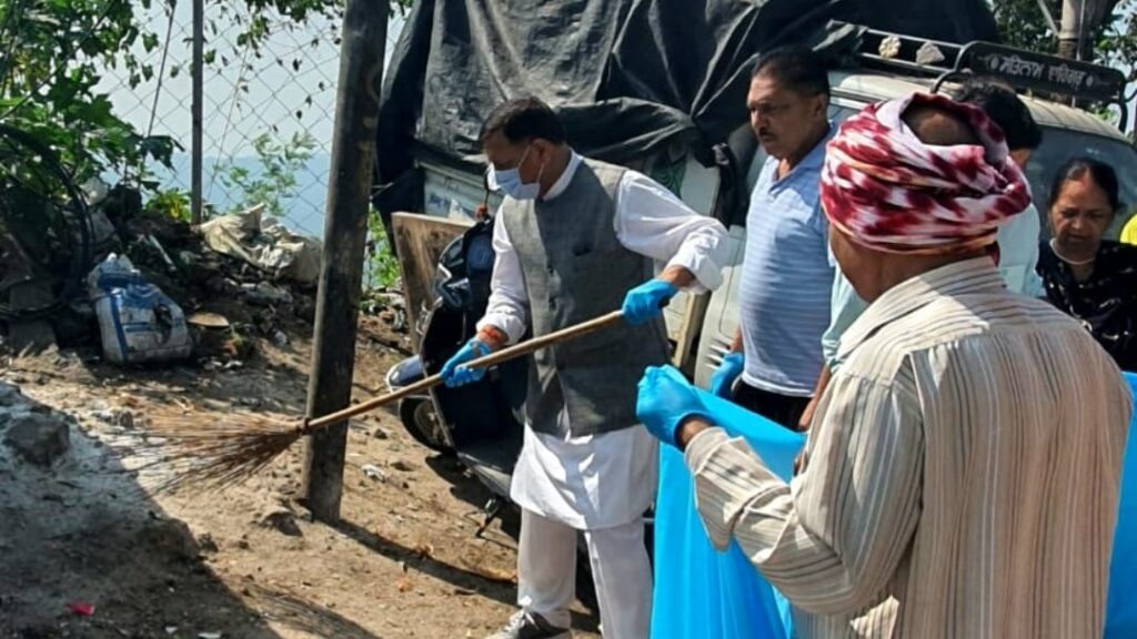 BJP conducted cleanliness fortnight across the state: Bindal BJP conducted cleanliness fortnight across the state: Bindal HIMACHAL HEADLINES