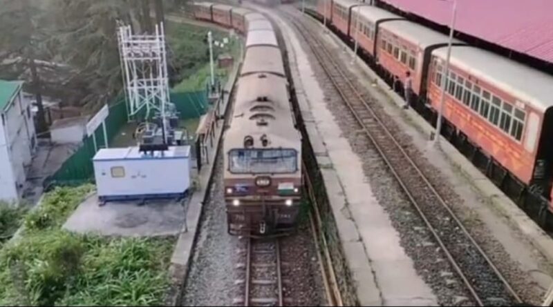 Heritage Kalka-Shimla Railway services were restored up to Shimla after 82 days HIMACHAL HEADLINES