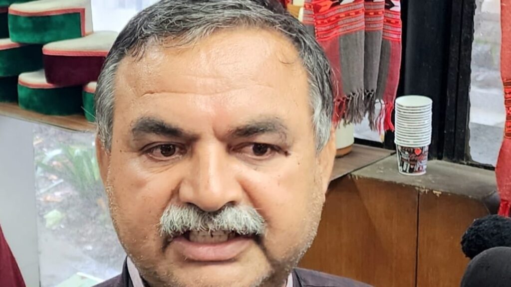 Government should not use farmers' money for picnics: Sandipani Government should not use farmers' money for picnics: Sandipani HIMACHAL HEADLINES