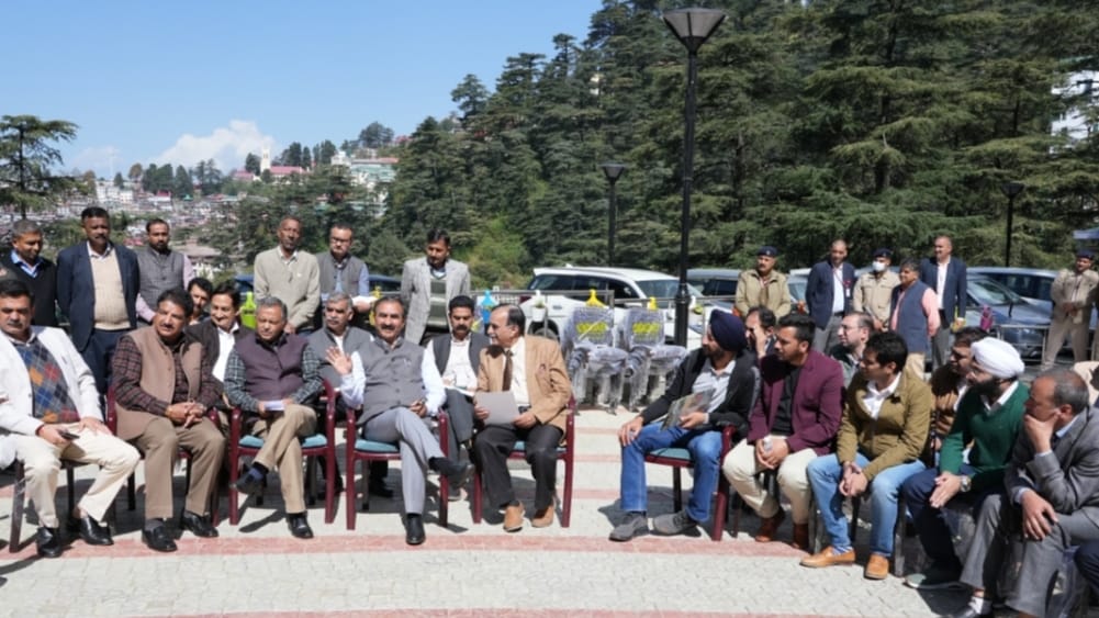 Himachal Govt to reduce Special Road tax on Tourists and other commercial vehicles: Sukhu Himachal Govt to reduce Special Road tax on Tourists and other commercial vehicles: Sukhu HIMACHAL HEADLINES