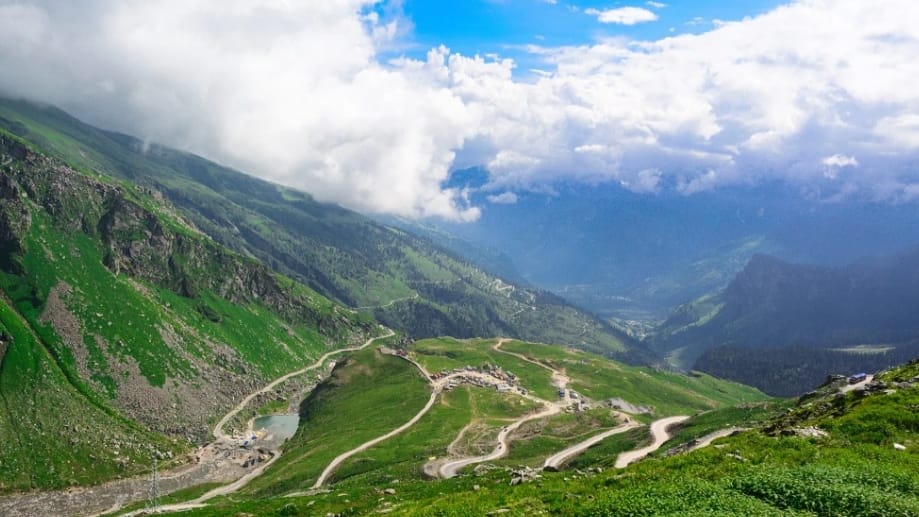 Sukhu congratulates Revenue Department for publishing the new 'Land Code' after 31 years Sukhu congratulates Revenue Department for publishing the new 'Land Code' after 31 years HIMACHAL HEADLINES