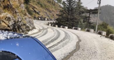 Light drizzling and hailstorm hits Shimla's nearby area HIMACHAL HEADLINES