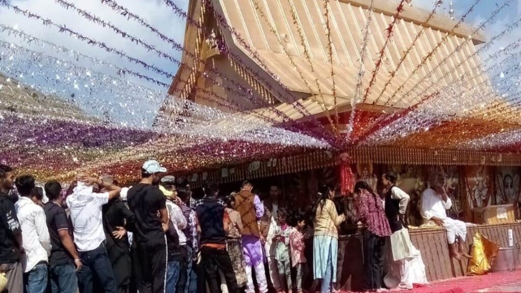 On Dussehra, Thousands of people visited the temple of Jaishwari Mata HIMACHAL HEADLINES