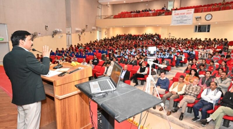 Entrepreneurship opportunities in agri sector growing, Over 900 participants attend  Agri Fest at Nauni HIMACHAL HEADLINES