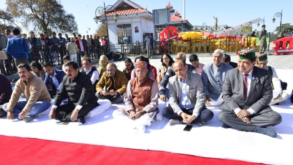 Governor Shukla pays tribute to former Prime Minister Indira Gandhi on her death anniversary HIMACHAL HEADLINES