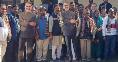 Himachal Congress workers met and sought the well-being of CM Sukhu HIMACHAL HEADLINES
