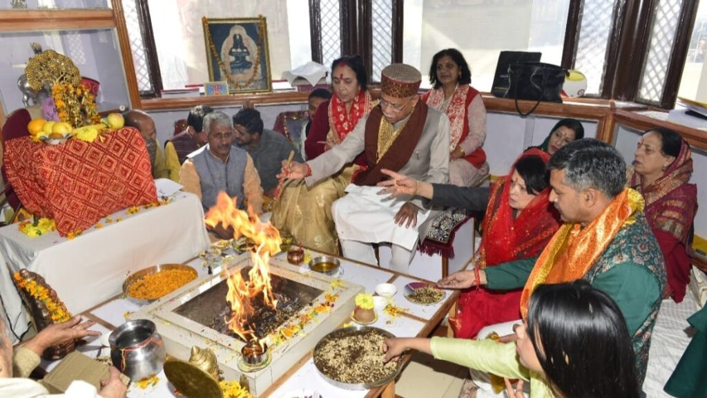 Akhand Ramayana recital organized at Raj Bhavan Shimla Akhand Ramayana recital organized at Raj Bhavan Shimla HIMACHAL HEADLINES