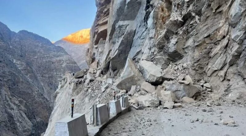 NH 5 Old Indo-Tibet border roads blocked in Kinnaur district: District Administration HIMACHAL HEADLINES